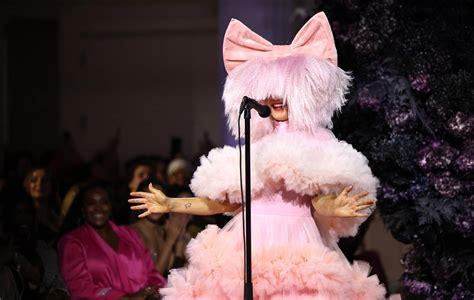 Sia Shares Gimme Love And Announces First Album In Eight Years