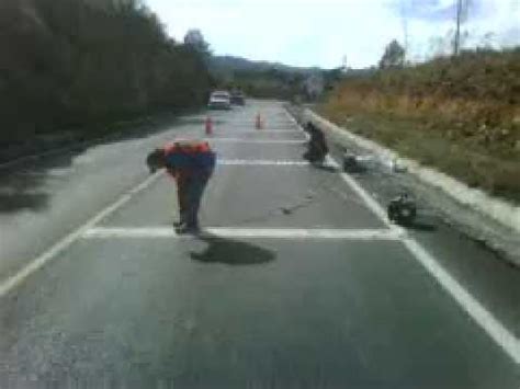 Se Alizacion En Carretera Lineas Reductoras Velocidad Con Tachuela