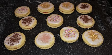 Helen’s Home Cooking: German Biscuits – The Orkney News