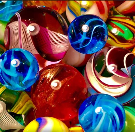 Solve Beautiful Marbles Jigsaw Puzzle Online With 81 Pieces