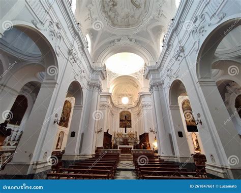 Ischia Navata Centrale Della Cattedrale Di Santa Maria Assunta