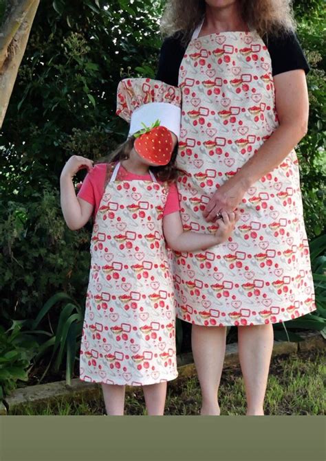 Strawberry Apron Strawberry Jam Apron Mommy And Me Apron Etsy