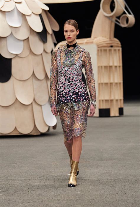 Paris Moda Haftasi Chanel Lkbahar Yaz Haute Couture Def Les