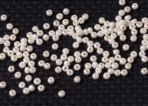 Чешский бисер Preciosa мелким и крупным оптом, доставка по всей России