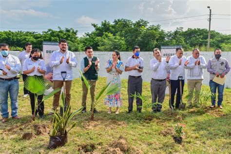 Construir N En Gobierno De Amado Cruz Malpica Primera Escuela Normal