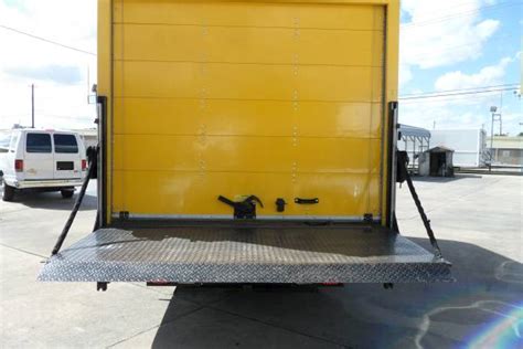 2012 GMC 16FT BOX TRUCK W/LIFTGATE LOW MILES for sale in Houston, TX ...