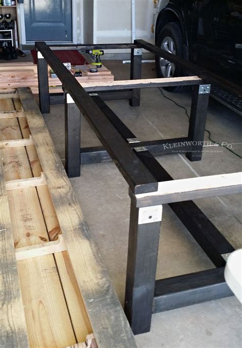 DIY Pallet Outdoor Dining Table Yummi Haus