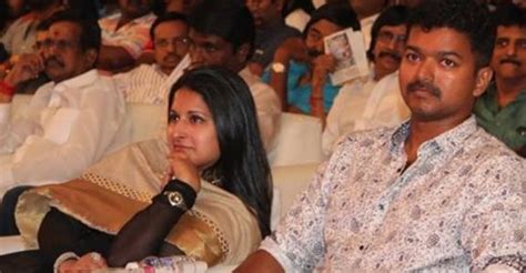 When Thalapathy Vijays Wife Sangeetha Won The Unheralded Commander Award