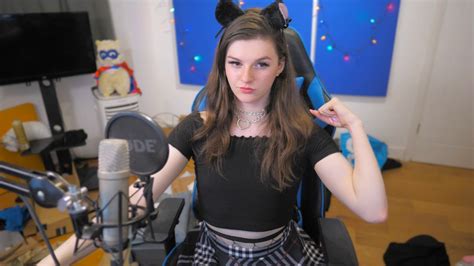 Is F1NN the only straight femboy streamer or are there any other ones