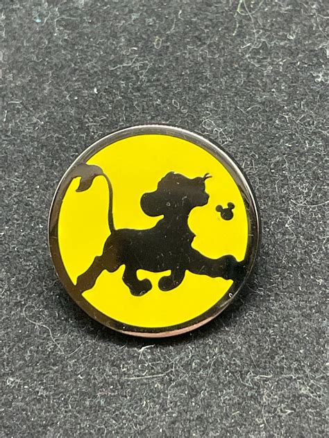 Disney Pin Dlr 2015 Hidden Mickey Character Silhouettes Simba