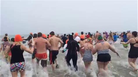 2016 Polar Bear Dip Oakville Youtube