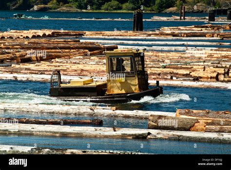 Log Boom Vancouver Island High Resolution Stock Photography And Images