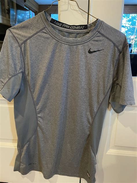 Mens Nike Pro Combat Dri Fit Fitted Size Small Super Condition Ebay