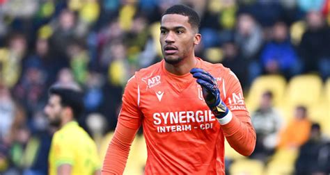 Fc Nantes Pierre Ménès Nomme Les Trois Plus Grands Rivaux Des Canaris