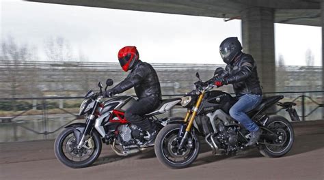 Mv Agusta Brutale Vs Yamaha Mt Prove Moto It