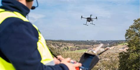 ¿cómo Volar Un Dron Guía Con Trucos Para Principiantes