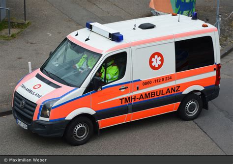 Einsatzfahrzeug Tmh Ambulanz Ktw Bos Fahrzeuge Einsatzfahrzeuge