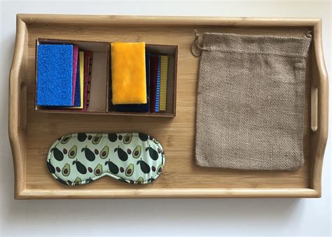 Тактильный материал в стеллаж и полку монтессори/ Обучающие тактильные ...