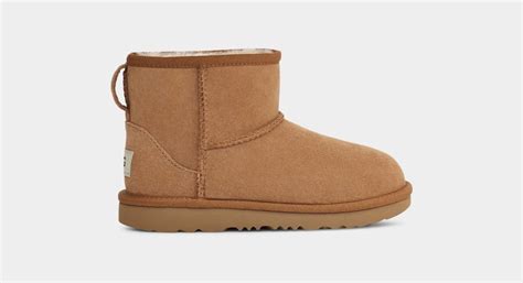 UGG Classic Regenerate Mini Boot for Kids | UGG® UK