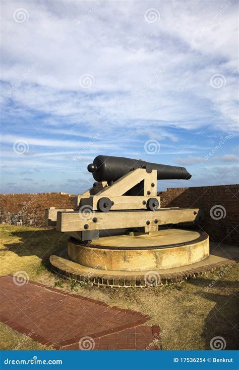 Cannon in Fort Pulaski stock photo. Image of savannah - 17536254