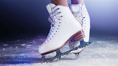 Ice Skating Posted By Ethan Johnson Figure Skating Aesthetic Hd