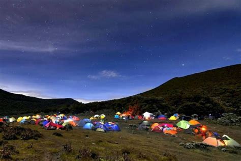 Tropical Beauty Of Alun Alun Surya Kencana As An Awesome Holiday