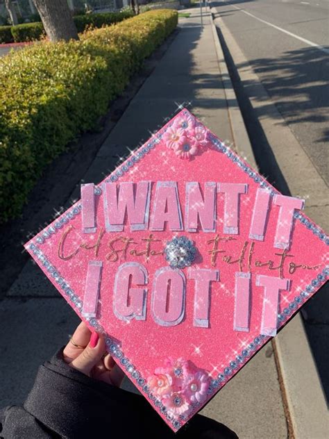 56 Insanely Genius Graduation Cap Ideas That Im Obsessed With Simply