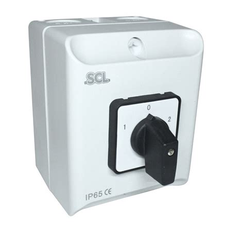 Scl A Pole Ip Enclosed Changeover Switch Ic At Tew Electrical