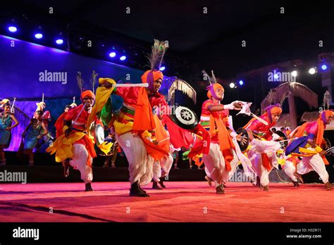 Tribal Dance, Jharkhand, India Stock Photo - Alamy