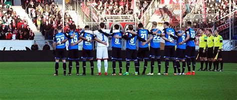 Schweigeminute Bundesliga Gedenkt Der Opfer Von Berlin TSG Hoffenheim