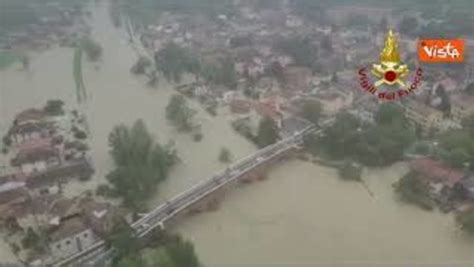 Maltempo Emilia Romagna Lesondazione Del Fiume Savio A Cesena Il Tempo