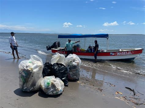 M S De Mil Libras De Basura Se Recogieron En Las Playas Chiricanas