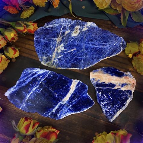 Sodalite: Meaning, Healing Properties and Powers