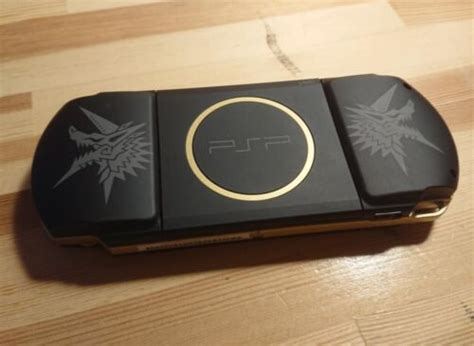 Console Sony Psp Monster Hunter Portatile 3rd Hunters Modello 3000 Mhb