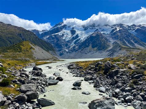 Hooker Valley Track Stunning And Easy Day Walk In Aoraki Mount Cook