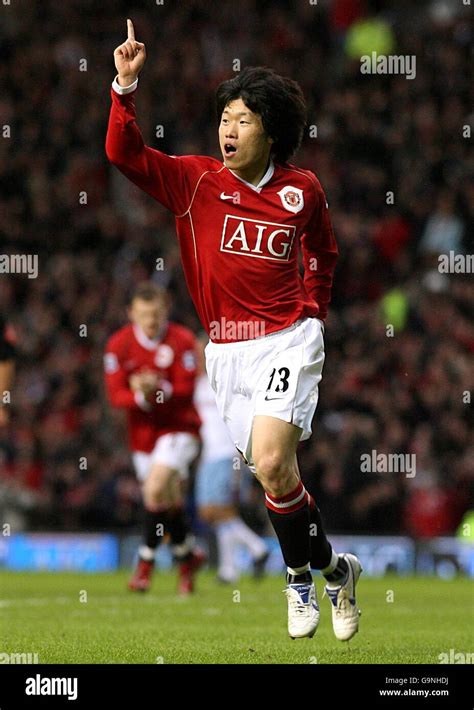 Manchester United S Ji Sung Park Celebrates Scoring The Opening Goal