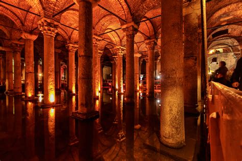 Yerebatan Sarnici Cisterna Basilica Istanbul Cisterna Ro Roberto