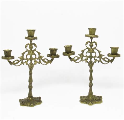 Par de castiçais candelabros em bronze para 03 velas