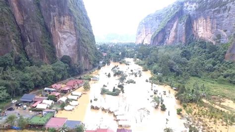 Lima Kecamatan Di Kabupaten Limapuluh Kota Diterjang Banjir Dan Longsor