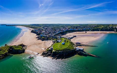 Aerial View of the Picturesque Welsh Seaside Town of Tenby Stock Image ...