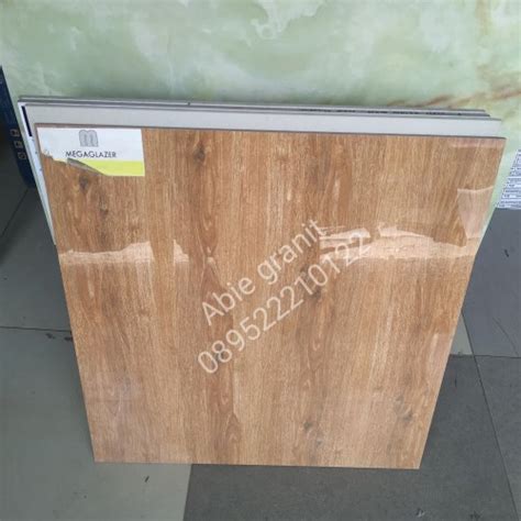 Jual Granit Motif Kayu 60x60 Glazed Polished Typ Meranty Wood By