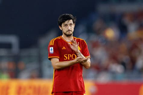 Sardar Azmoun Awaits First Roma Start Persianfootball