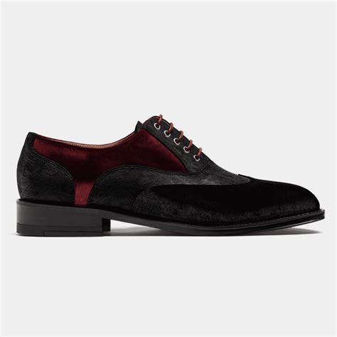 Wingtip Oxford shoes - black velvet