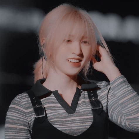 𝐑𝐄𝐃 𝐕𝐄𝐋𝐕𝐄𝐓 ㅤㅤ ㅤㅤ ㅤㅤ 𝗍𝖺𝖾𝗋𝗒𝗌𝗆 in 2021 Wendy red velvet Wendy