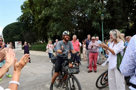 Il La Fait Le Bruxellois Giorgio Est Revenu De Son Tour Du Monde Sur