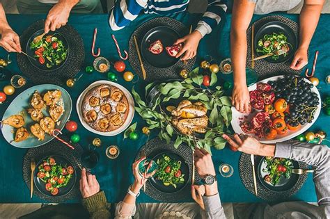 5 idées de repas cools pour un Noël entre amis simplifiez vous la vie