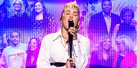 SNL Celebrates Mothers Day With Miley Cyrus Musical Tribute