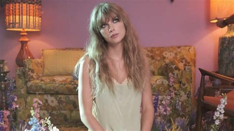 Taylor Swift Sorprende A Sus Fans Con El Video De Lavender Haze