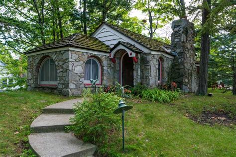 Mushroom Houses Of Charlevoix All Hobbits Welcome To Michigan The