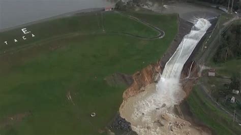 Flash Flooding In Puerto Rico As Hurricane Maria Causes Huge Dam To